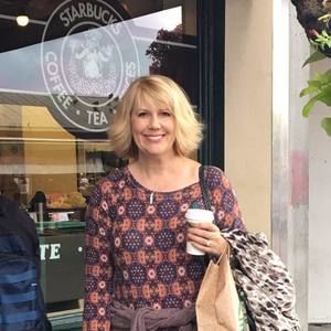 Meet your Posher, Alesia